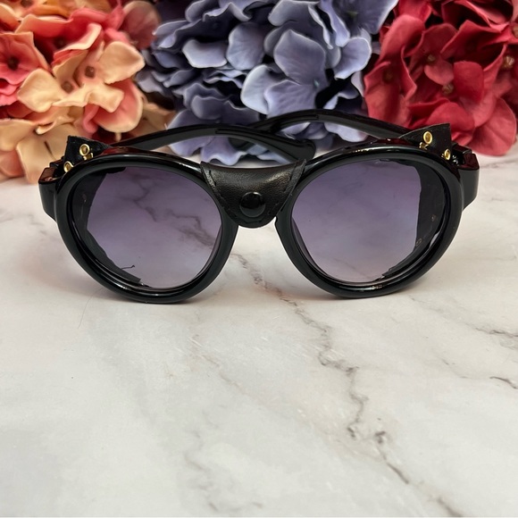 Steampunk Round Gray Gradient Black Leather Shield Polarized Sunglasses - Picture 8 of 16